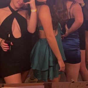 Princess polly green two piece ruffle dress size 4